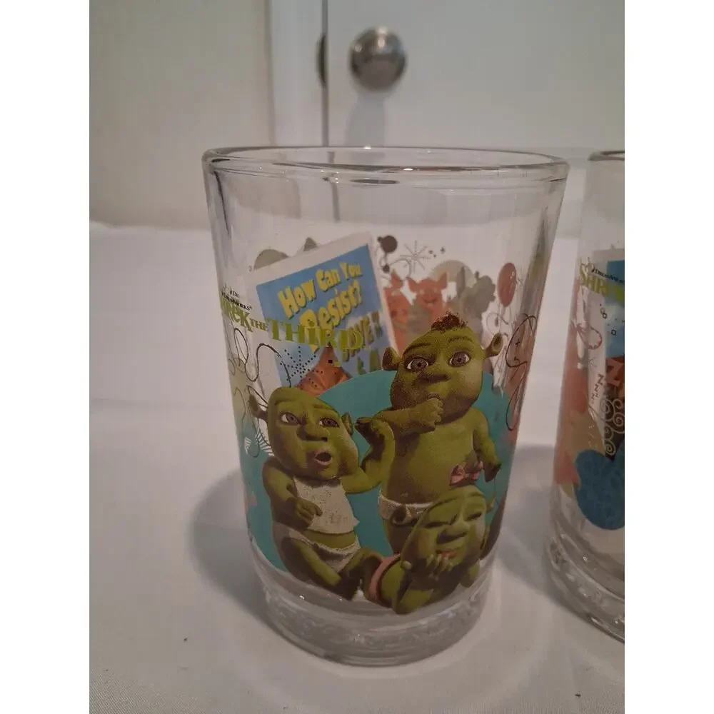 Vintage 2007 McDonald's Shrek The Third Glass Lot of 6 WITH ORIGINAL INSERTS